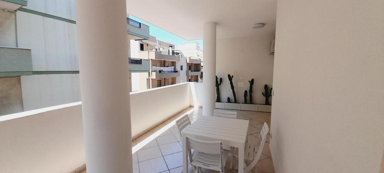 Residenza D'Angiò Apartamento Gallipoli Exterior foto